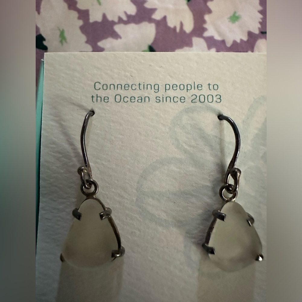 Sea glass earrings - Picture 3 of 5